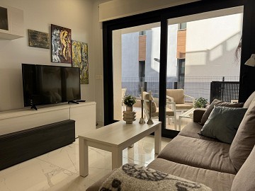 Mysig markplan med moderna bekvämligheter i Guardamar del Segura. - Lotus Properties