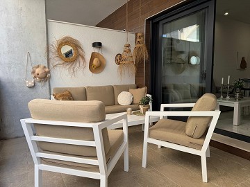 Mysig markplan med moderna bekvämligheter i Guardamar del Segura. - Lotus Properties