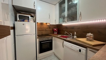 Charmig lägenhet på översta våningen med privat solarium i Fontana 1 - Lotus Properties