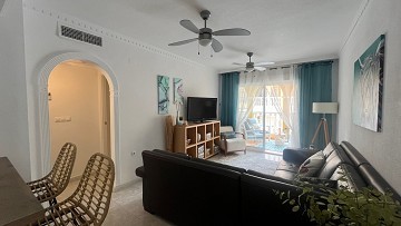 Charmig lägenhet på översta våningen med privat solarium i Fontana 1 - Lotus Properties