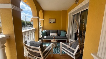 Charmig lägenhet på översta våningen med privat solarium i Fontana 1 - Lotus Properties
