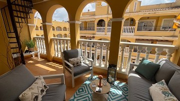 Charmig lägenhet på översta våningen med privat solarium i Fontana 1 - Lotus Properties