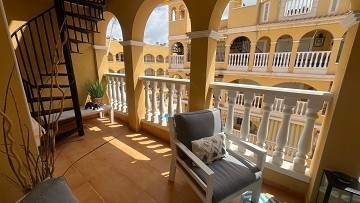 Charmig lägenhet på översta våningen med privat solarium i Fontana 1 - Lotus Properties
